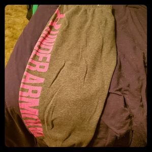 Under Armour Cropped Joggers